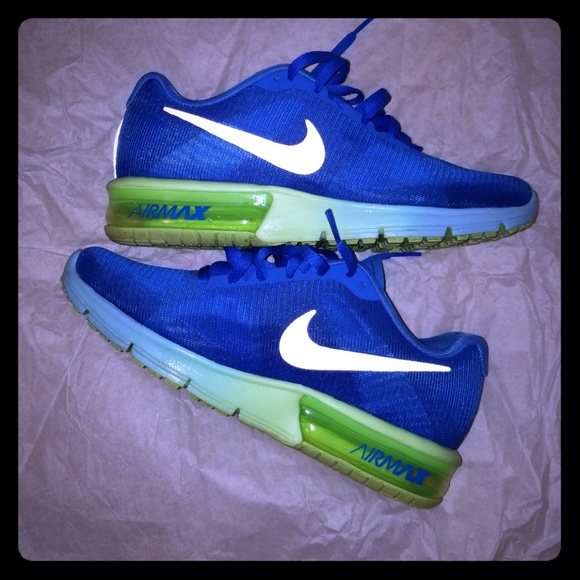 Nike Shoes - 🥳SALE🥳Nike air max sequent womens size 6